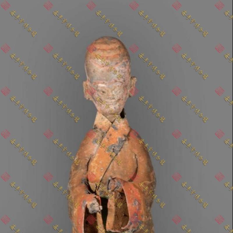 明代松花阁后山出土锡女俑